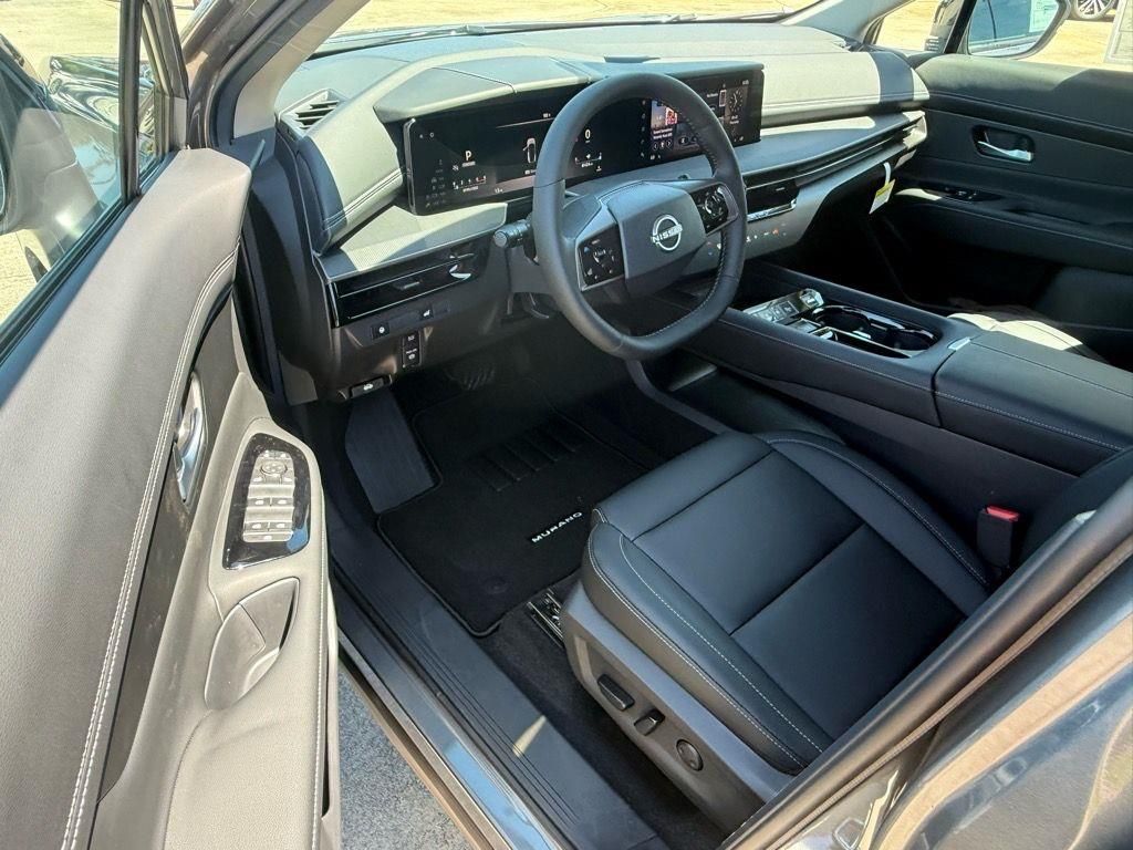 2025 Nissan Murano SV photo 2