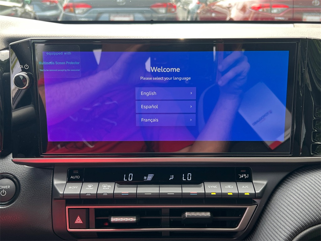 2025 Toyota Camry SE photo 27