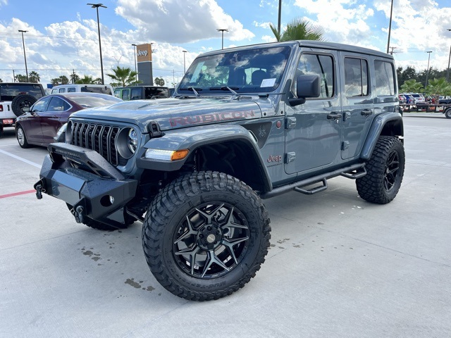 2025 Jeep Wrangler Rubicon photo 2