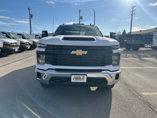 2024 Chevrolet Silverado 2500HD photo 3