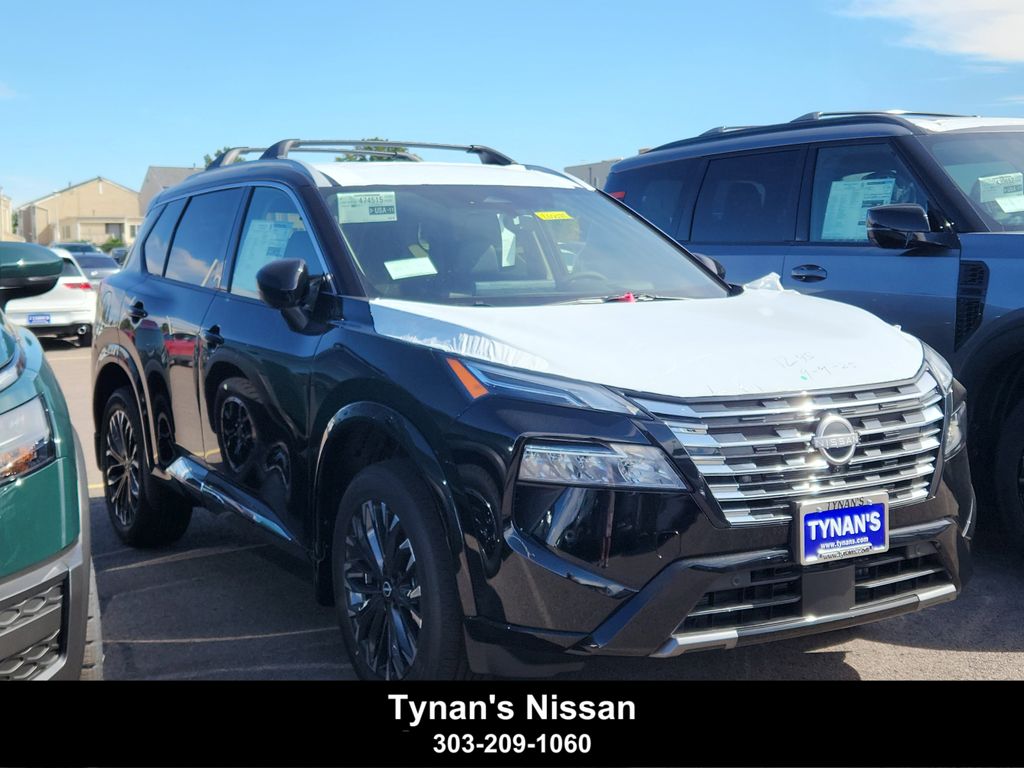 2026 Nissan Rogue Platinum's photo