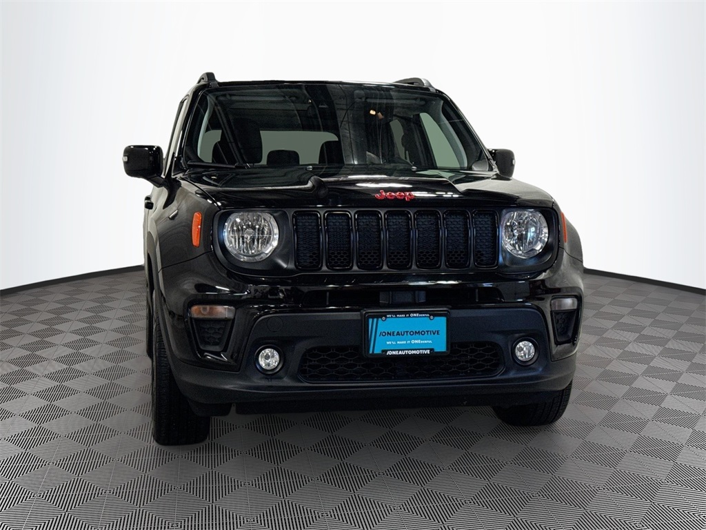 2023 Jeep Renegade Latitude photo 3