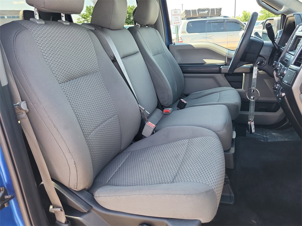 2016 Ford F-150 XLT photo 22