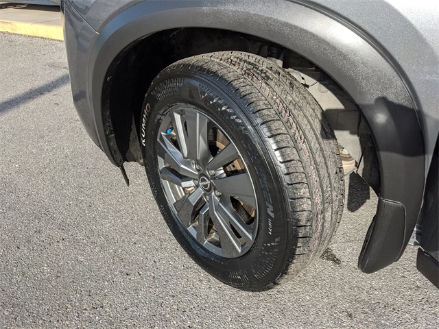 2023 Nissan Pathfinder SV photo 32