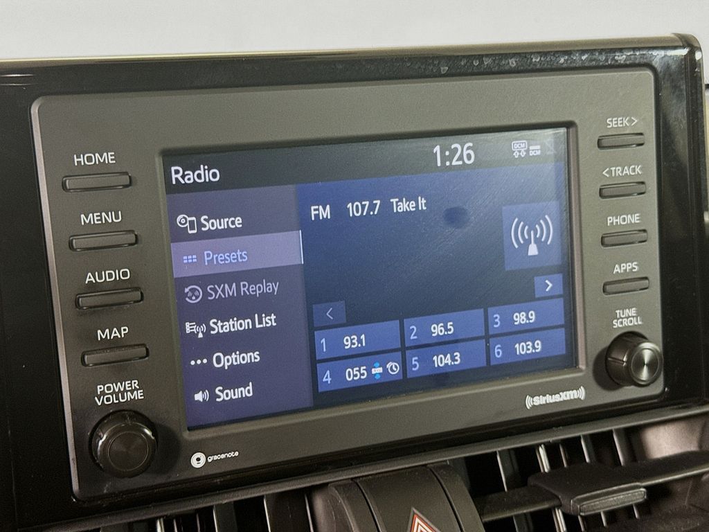 2022 Toyota RAV4 Hybrid LE photo 13