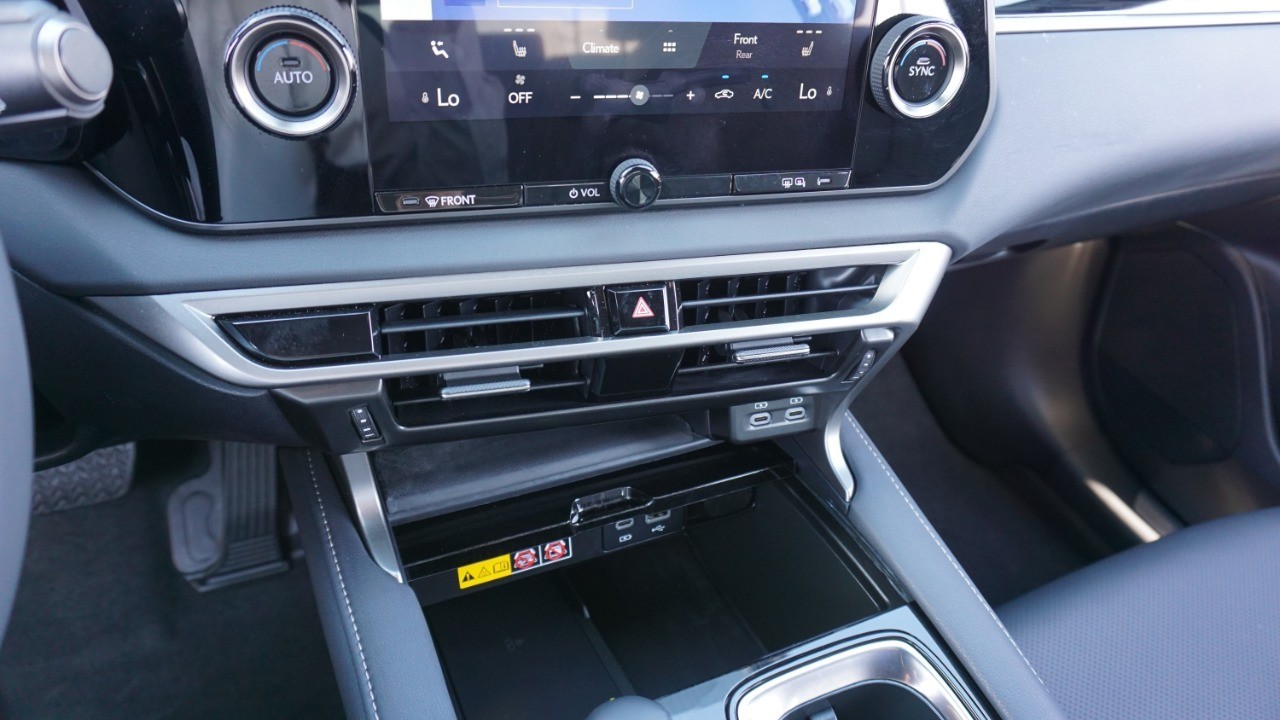 2024 Lexus RX 350 photo 18