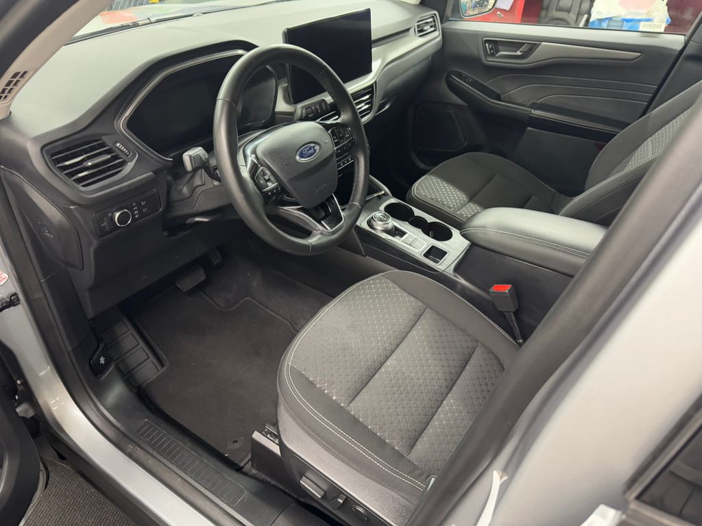 2023 Ford Escape Active photo 13