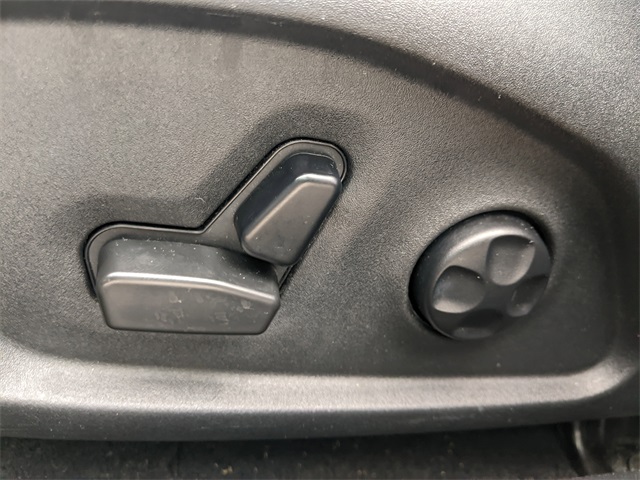 2021 Jeep Compass Latitude photo 16