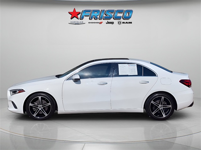 2021 Mercedes Benz A 220 photo 3