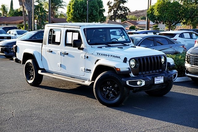 2021 Jeep Gladiator Texas Trail photo 2