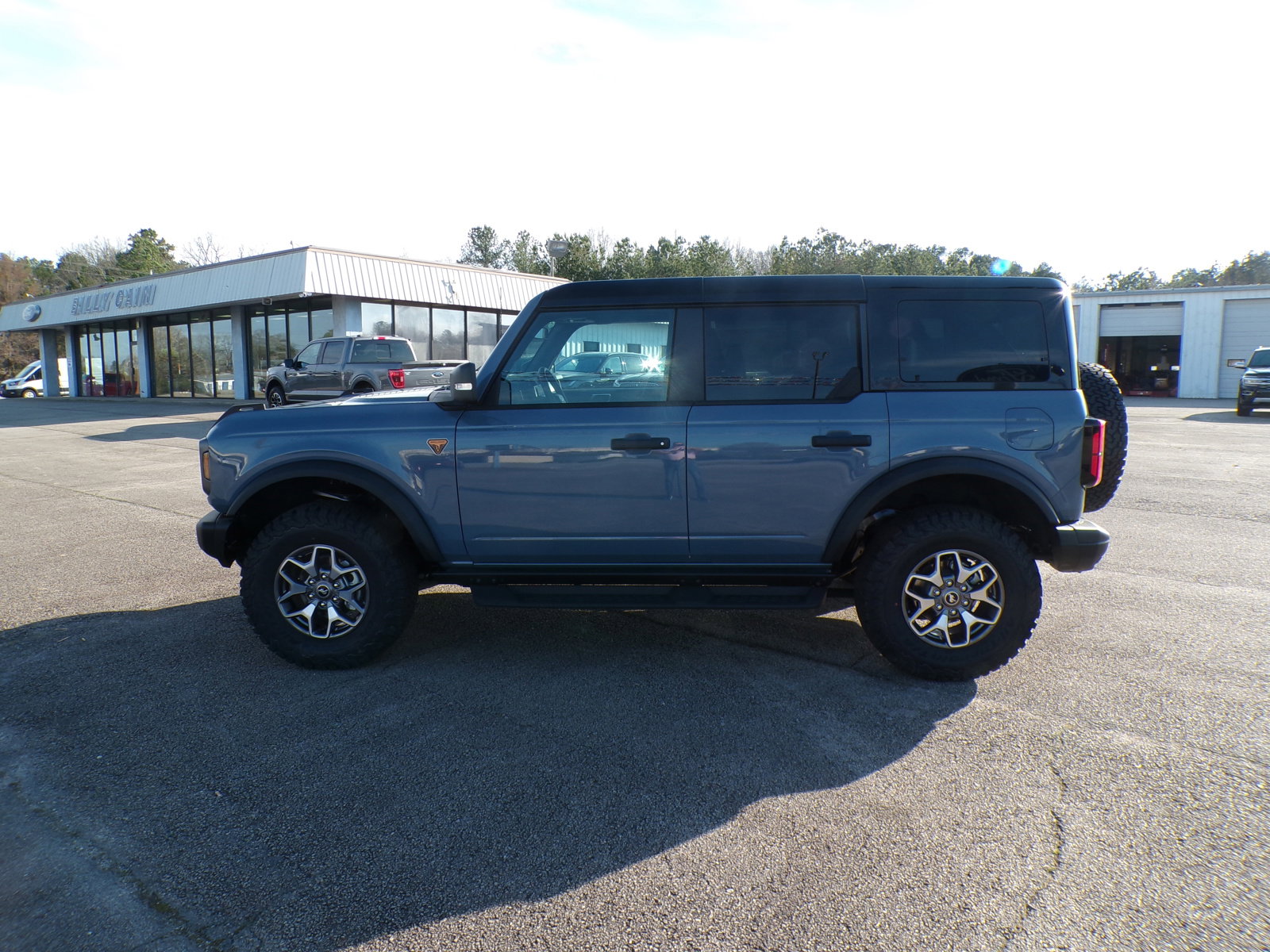 2025 Ford Bronco Badlands photo 4