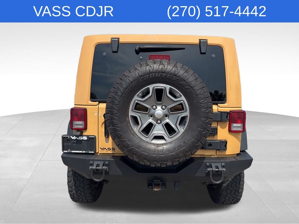 2014 Jeep Wrangler Unlimited Rubicon photo 8