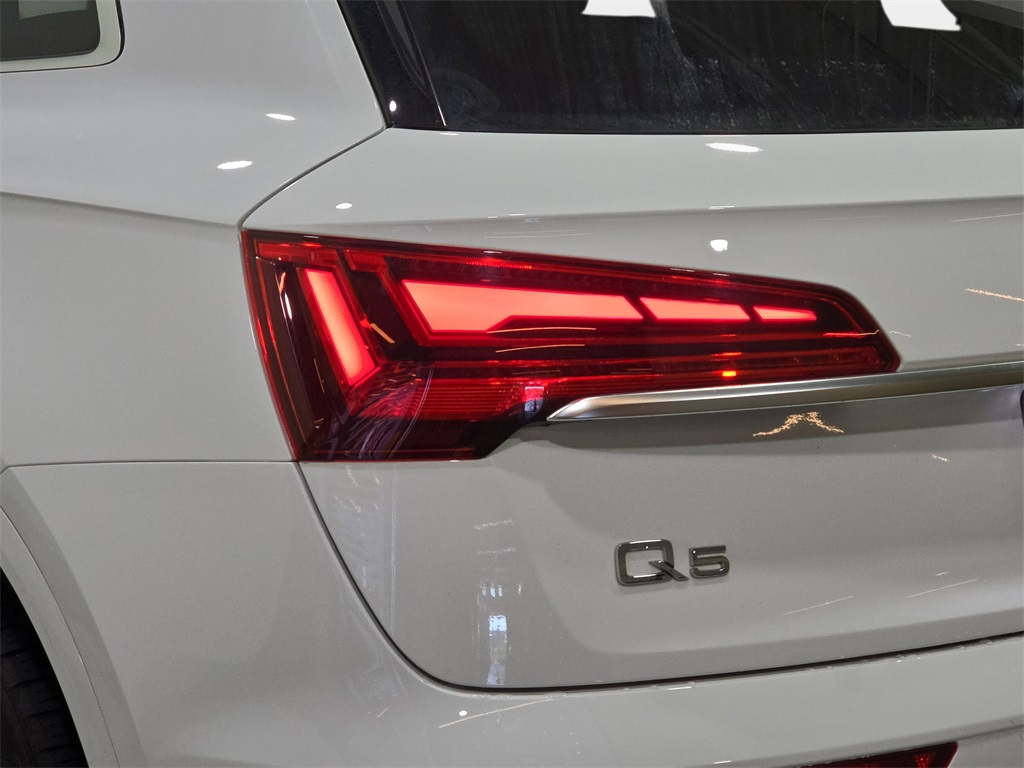 2022 Audi Q5 45 S line Premium photo 25