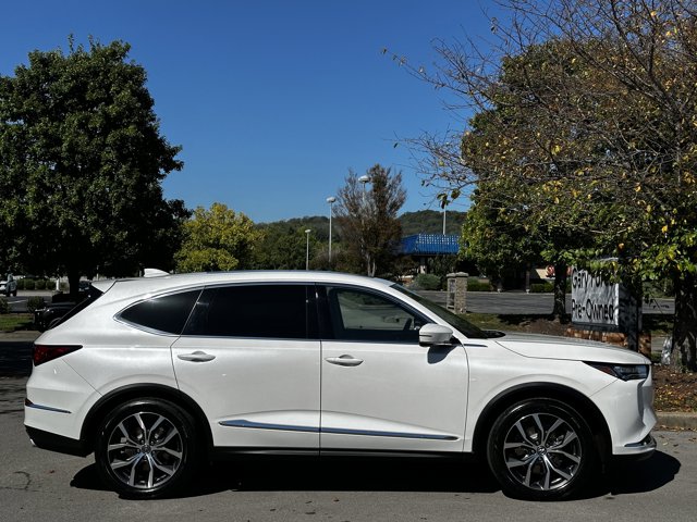 2023 Acura MDX Technology SH-AWD photo 3