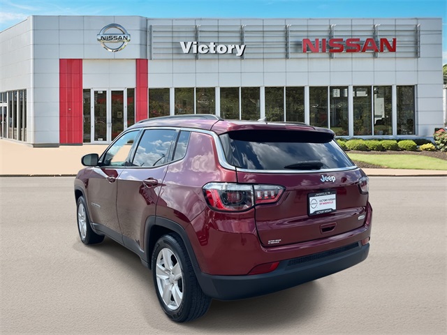 2022 Jeep Compass Latitude photo 4