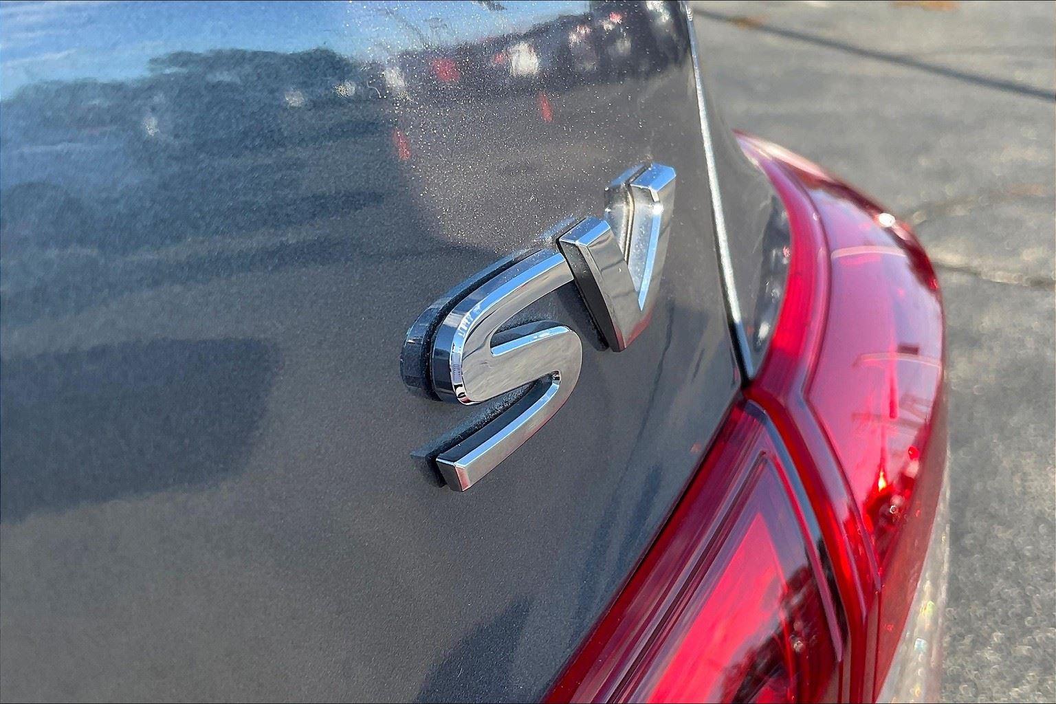 2015 Nissan Sentra SV photo 7