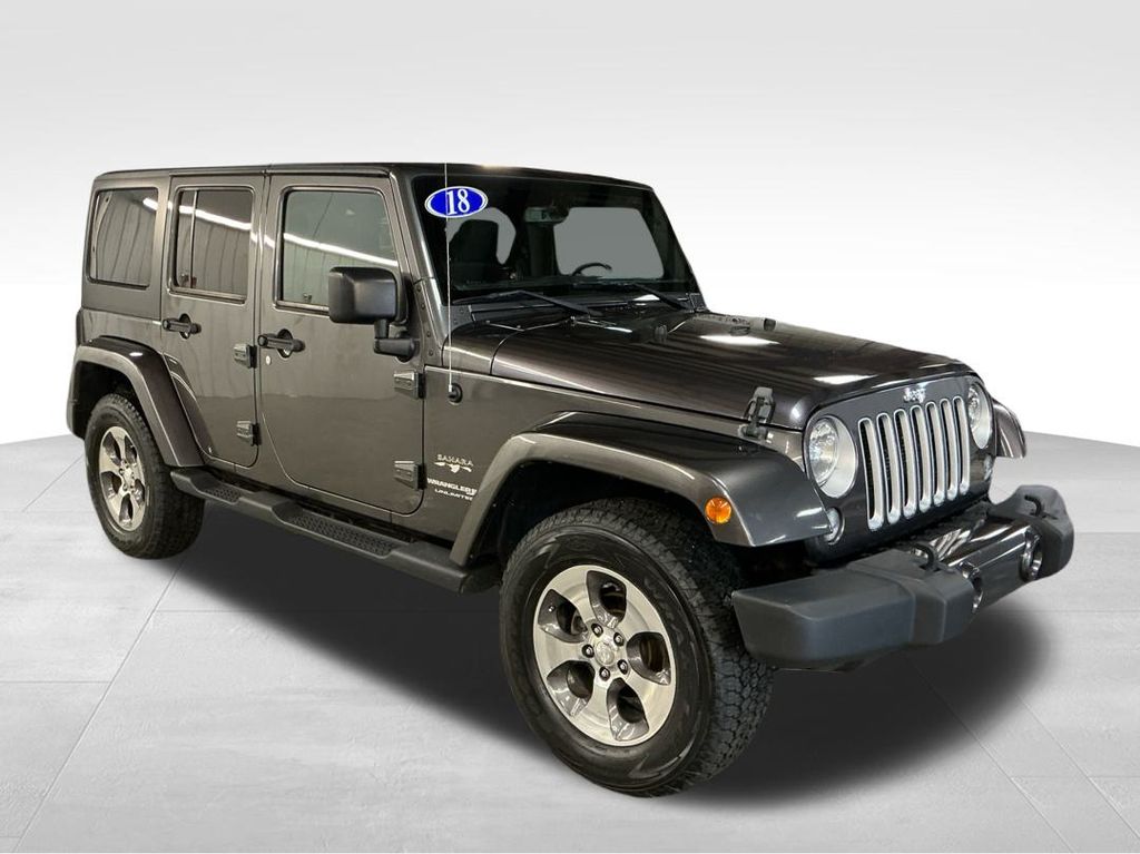 2018 Jeep Wrangler Unlimited Sahara photo 3