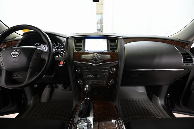 2017 Nissan Armada SV photo 2