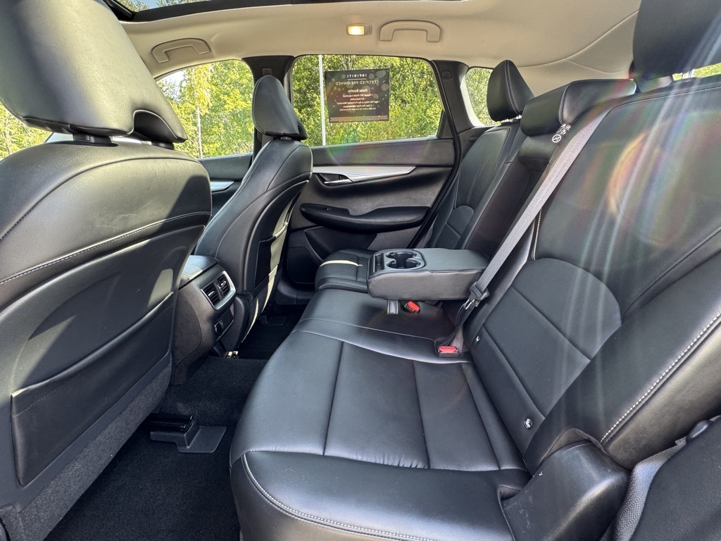 2021 Infiniti QX50 Luxe photo 22