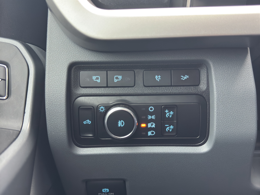2024 Ford F-250 XLT photo 13