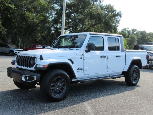 2024 Jeep Gladiator Sport S photo 3