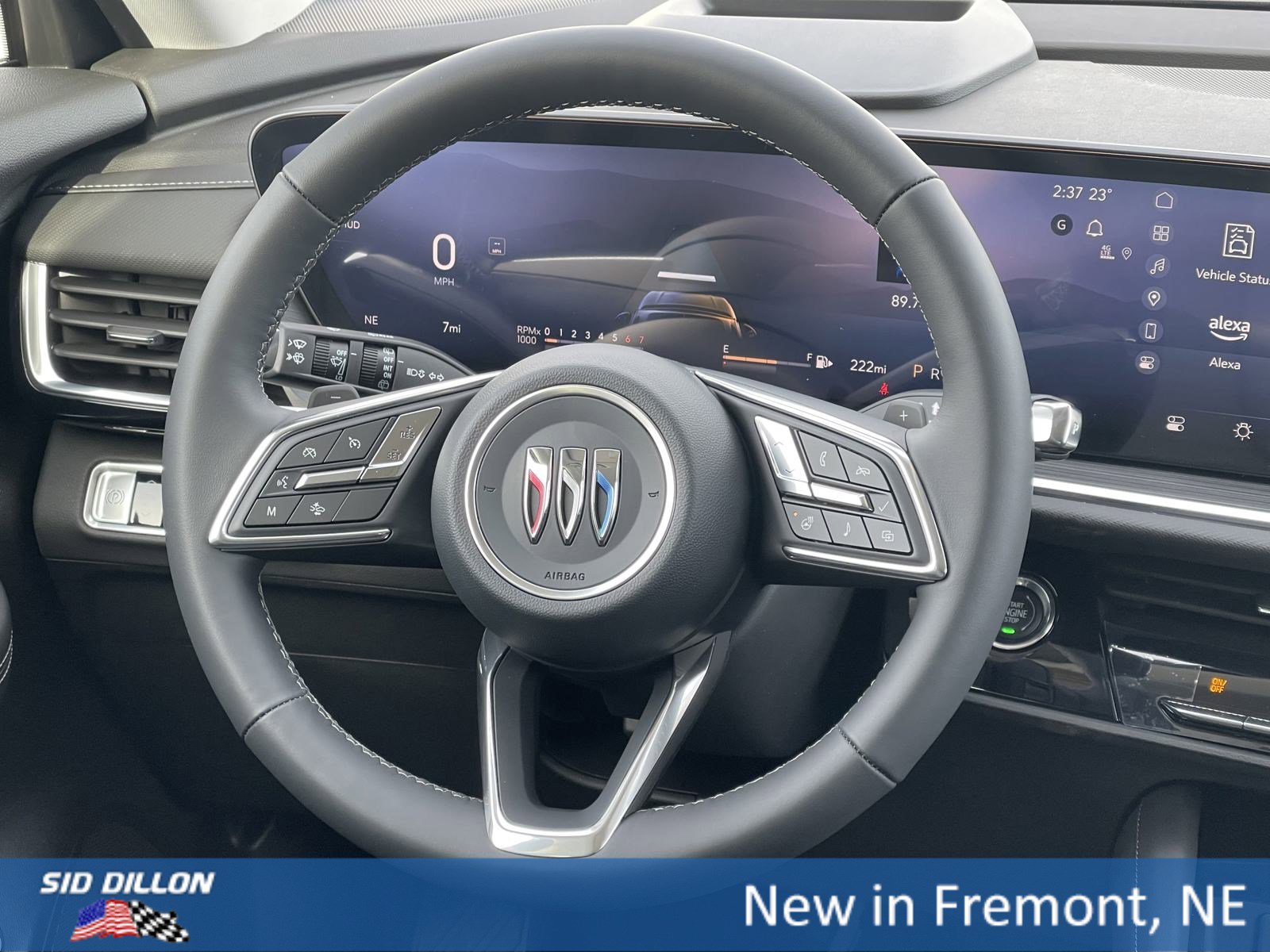 2025 Buick Envision Preferred photo 3