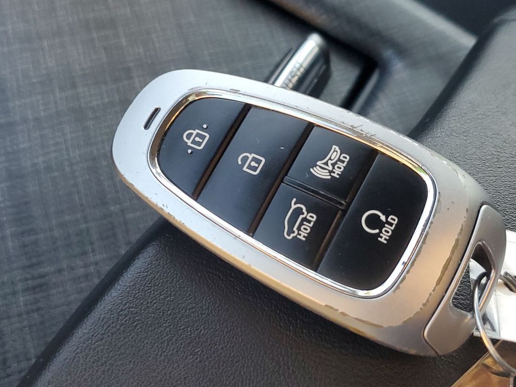 2024 Hyundai Palisade Limited photo 36