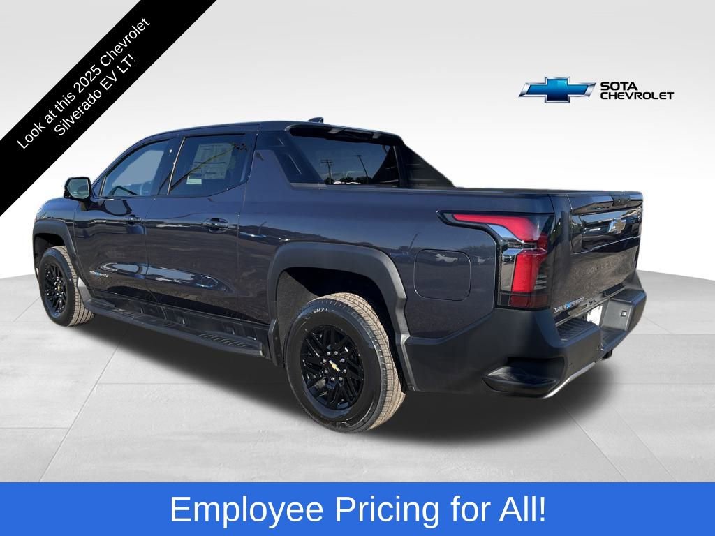 2025 Chevrolet Silverado EV LT photo 3
