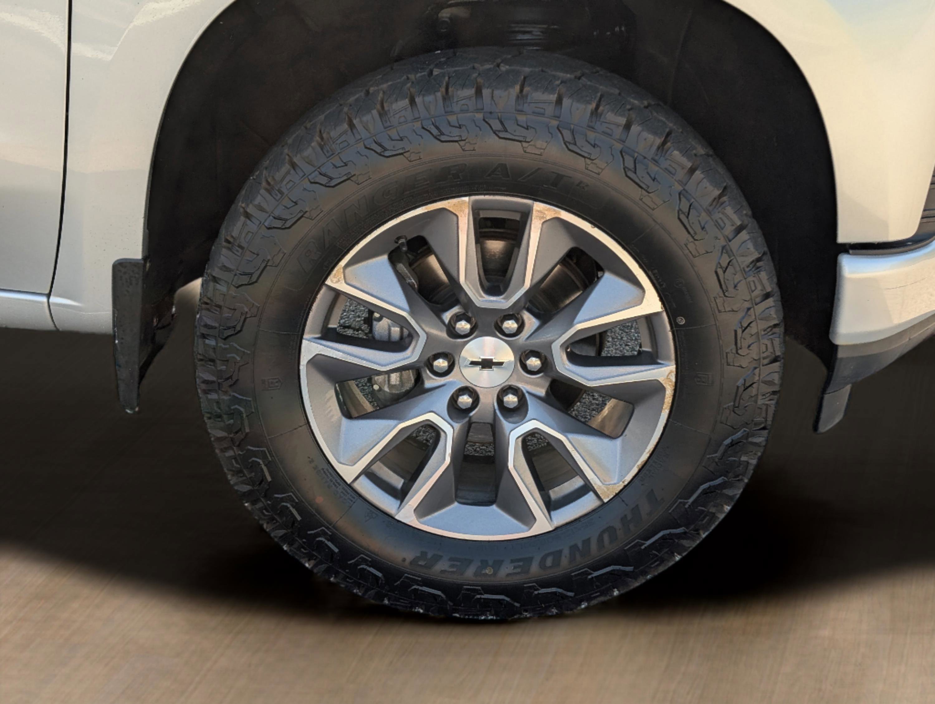 2020 Chevrolet Silverado 1500 RST photo 6