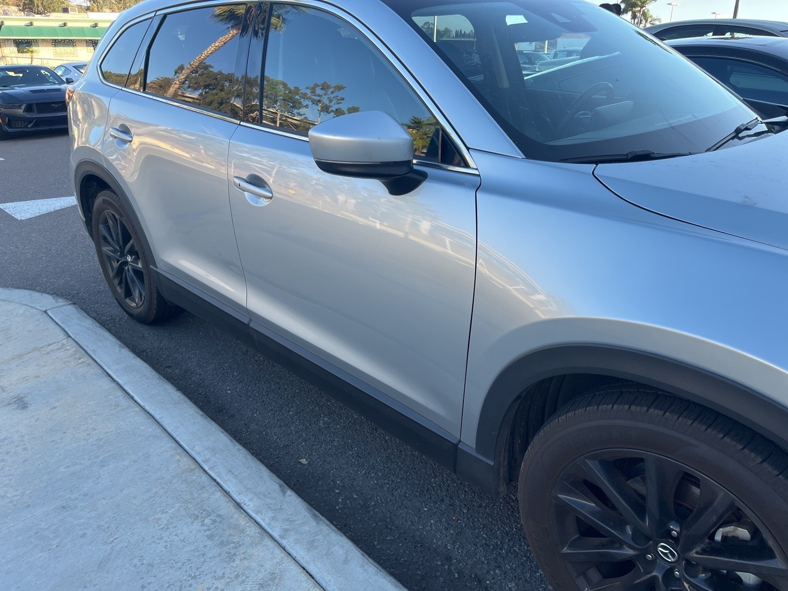 2023 Mazda CX-9 Touring photo 3