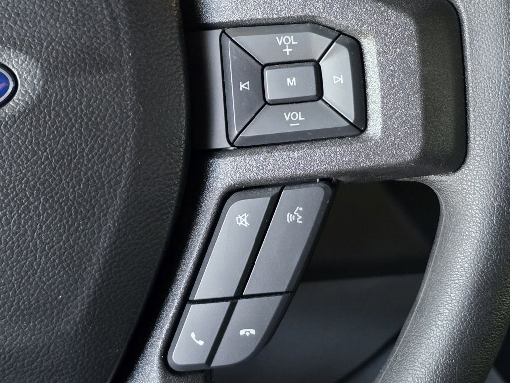 2025 Ford E-350 photo 4