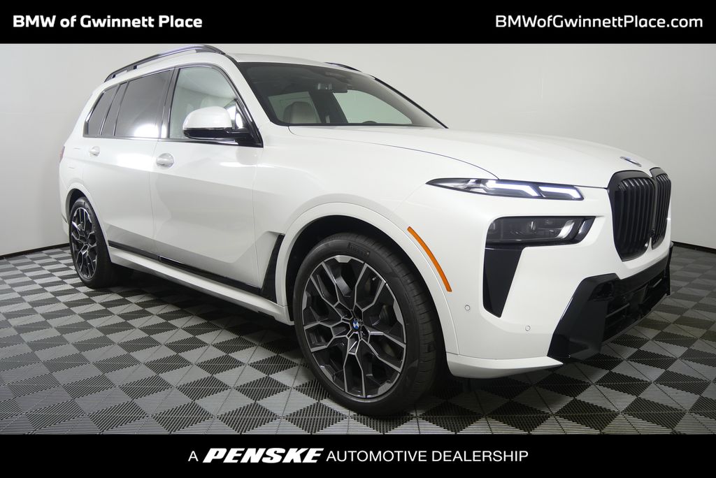 2026 BMW X7 40i's photo