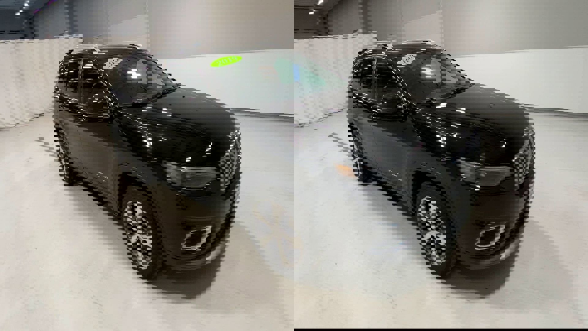 2019 Jeep Cherokee Limited photo 2