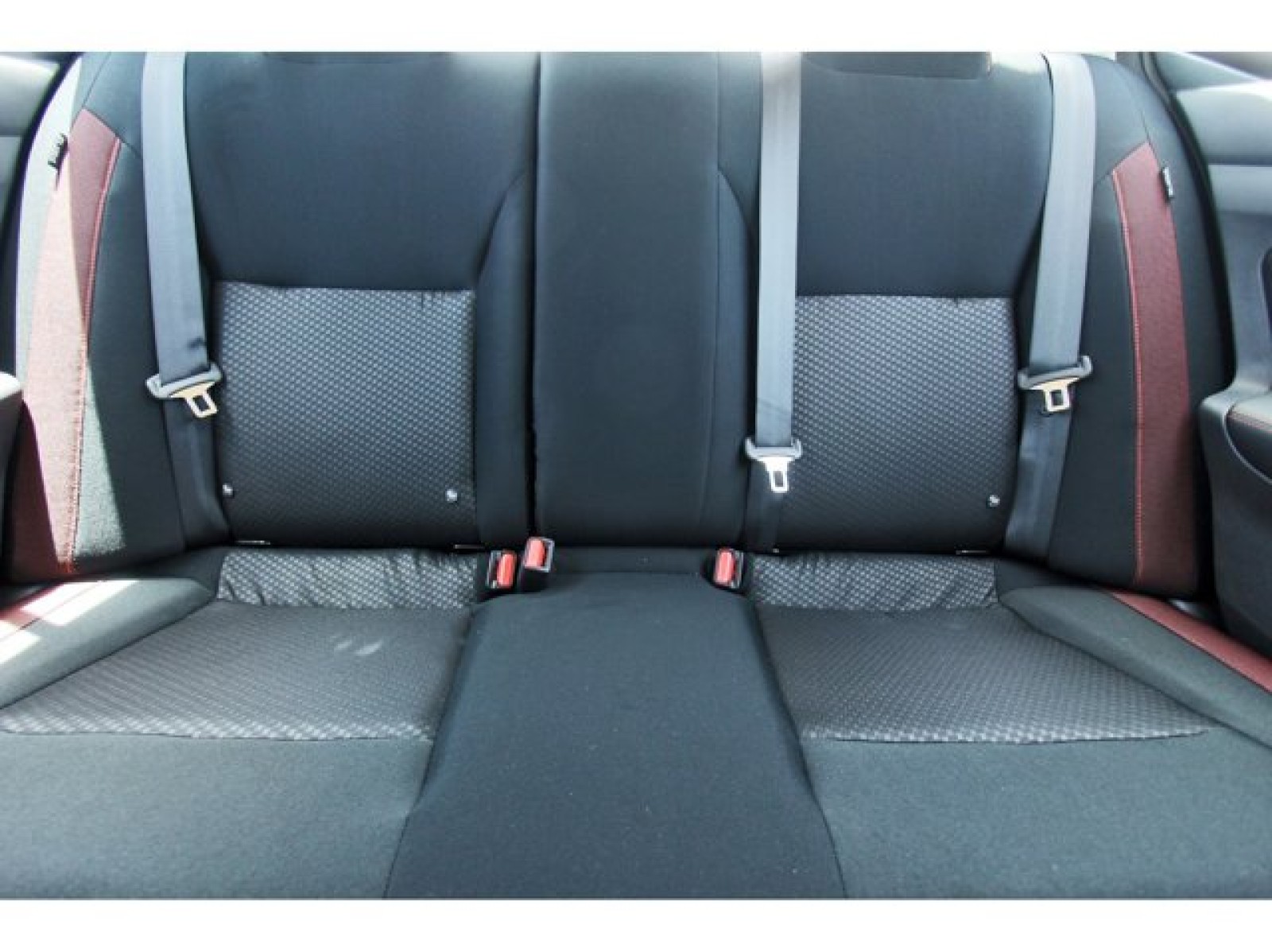 2025 Nissan Versa SR - 10