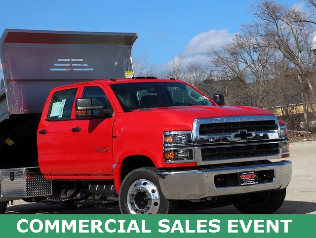 2024 Chevrolet Silverado 4500HD Work Truck photo 3
