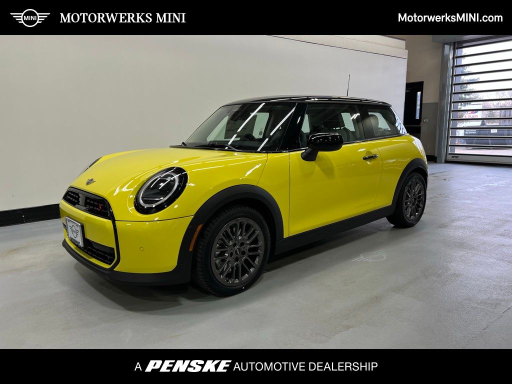 2025 MINI Hardtop 2 Door S's photo