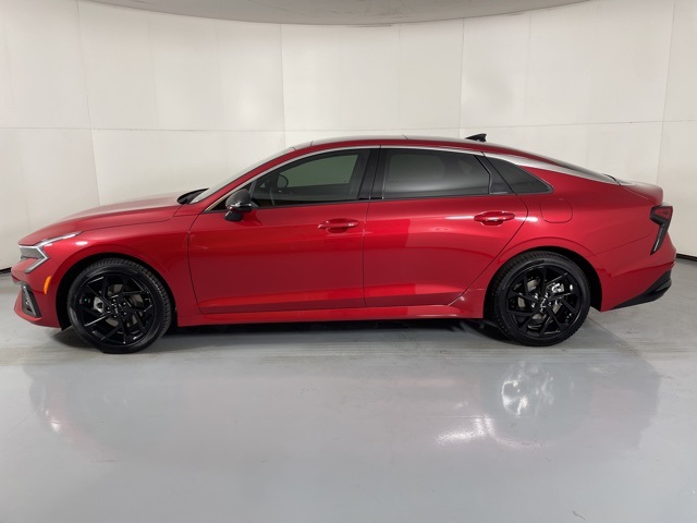 2026 Kia K5 GT-Line photo 5