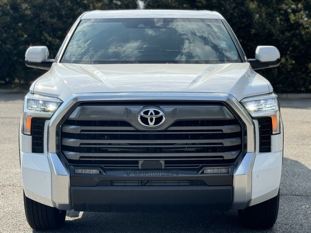 2023 Toyota Tundra Limited photo 3