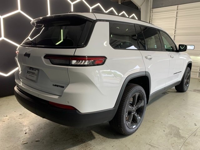 2025 Jeep Grand Cherokee Limited photo 5