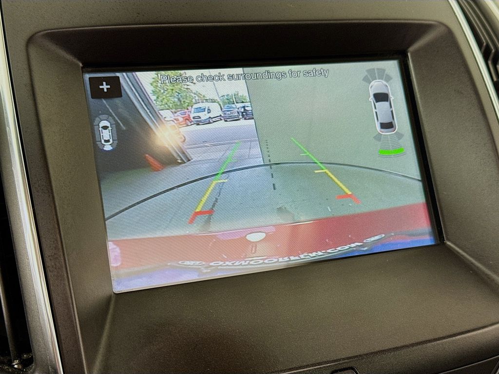2018 Ford Edge Titanium photo 13