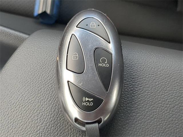 2025 Hyundai Elantra Limited photo 25