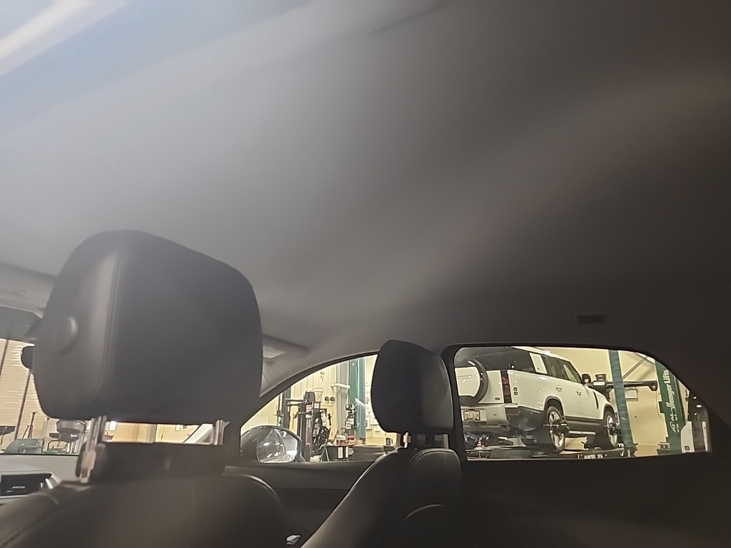 2020 Jaguar E-PACE Base photo 6