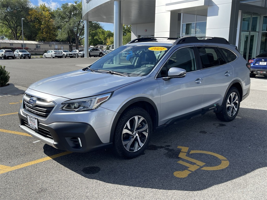 2021 Subaru Outback Limited photo 3