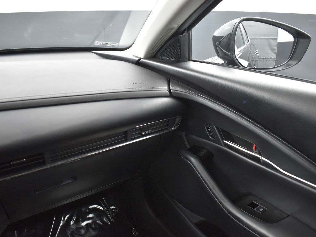 2022 Mazda CX-30 2.5 S Preferred photo 12