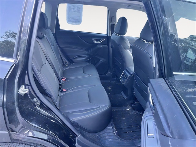 2022 Subaru Forester Touring photo 13