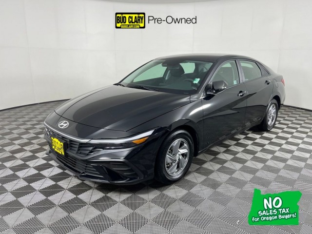 2024 Hyundai Elantra SE's photo