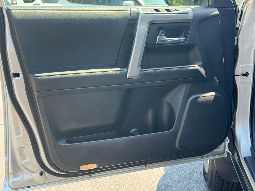 2024 Toyota 4Runner SR5 photo 19
