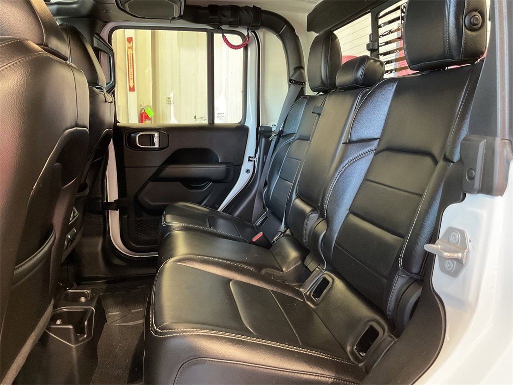 2020 Jeep Gladiator Overland photo 13