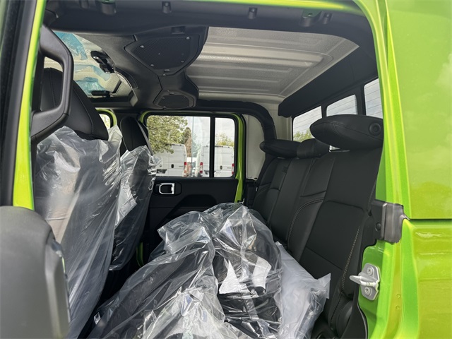 2025 Jeep Gladiator Sport photo 14