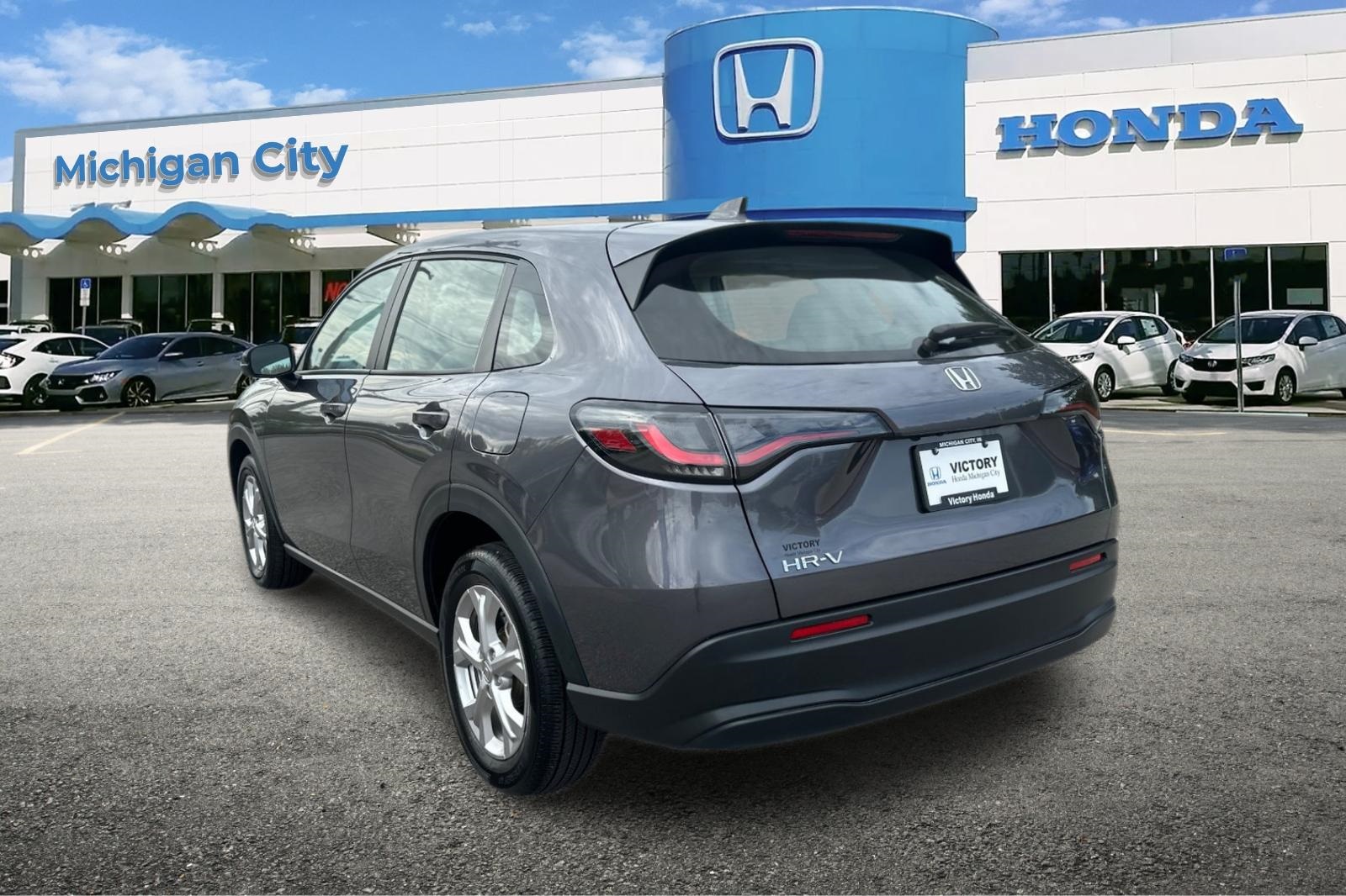 2023 Honda HR-V LX photo 2